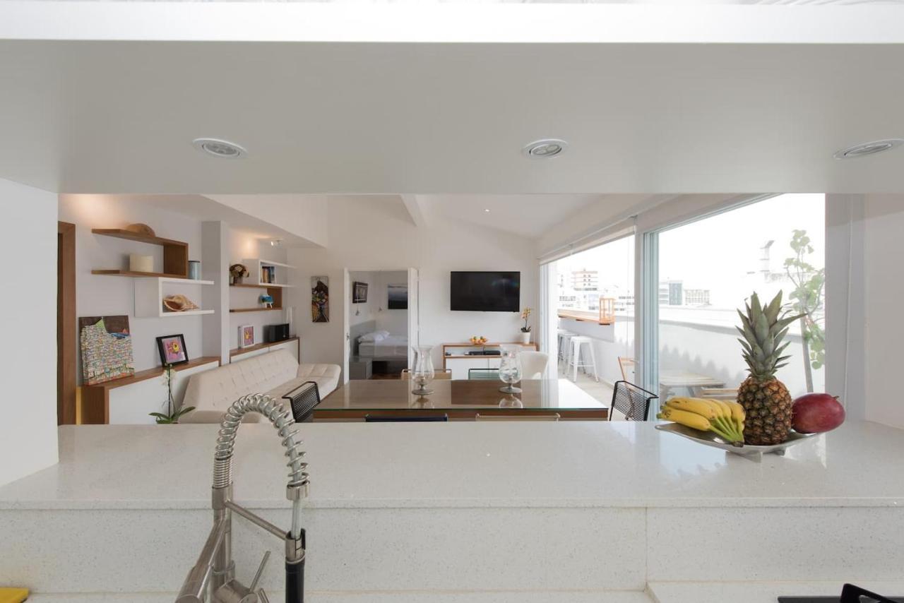 Elegant 2 Bedroom Penthouse Ipanema Location Apartamento