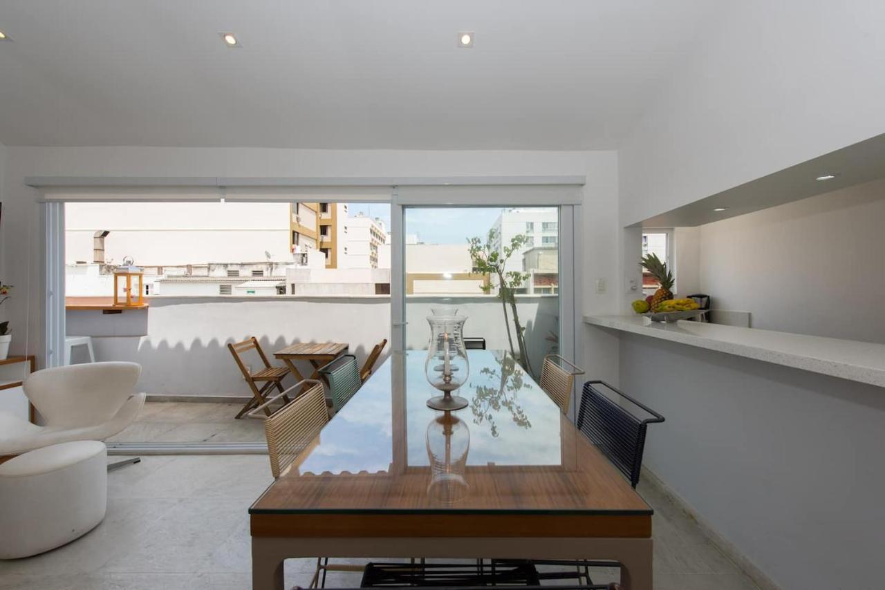 Elegant 2 Bedroom Penthouse Ipanema Location Apartamento